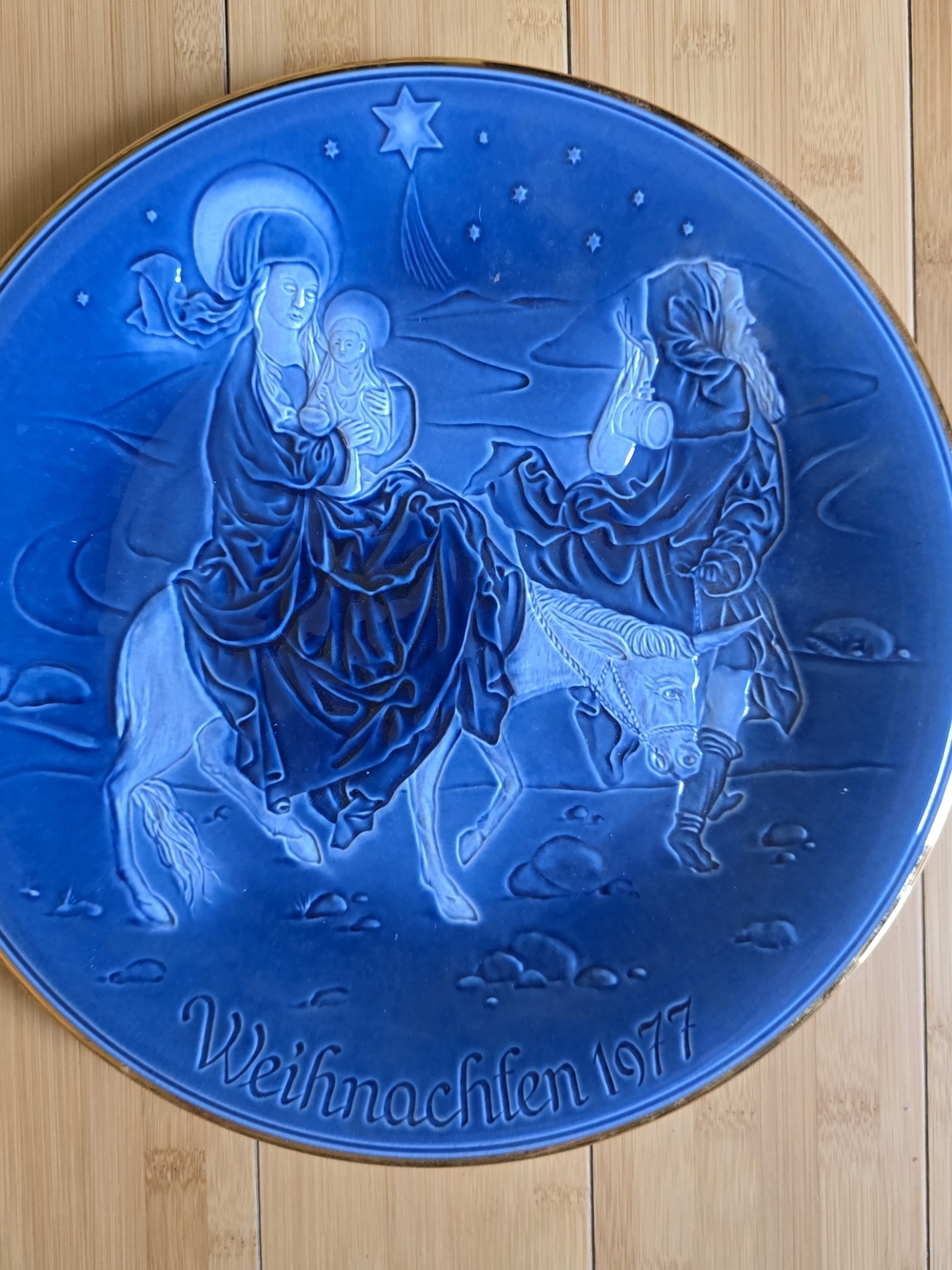 Blue Weihnachtlicher Decorative Wall Plate - 1977 Nativity Scene